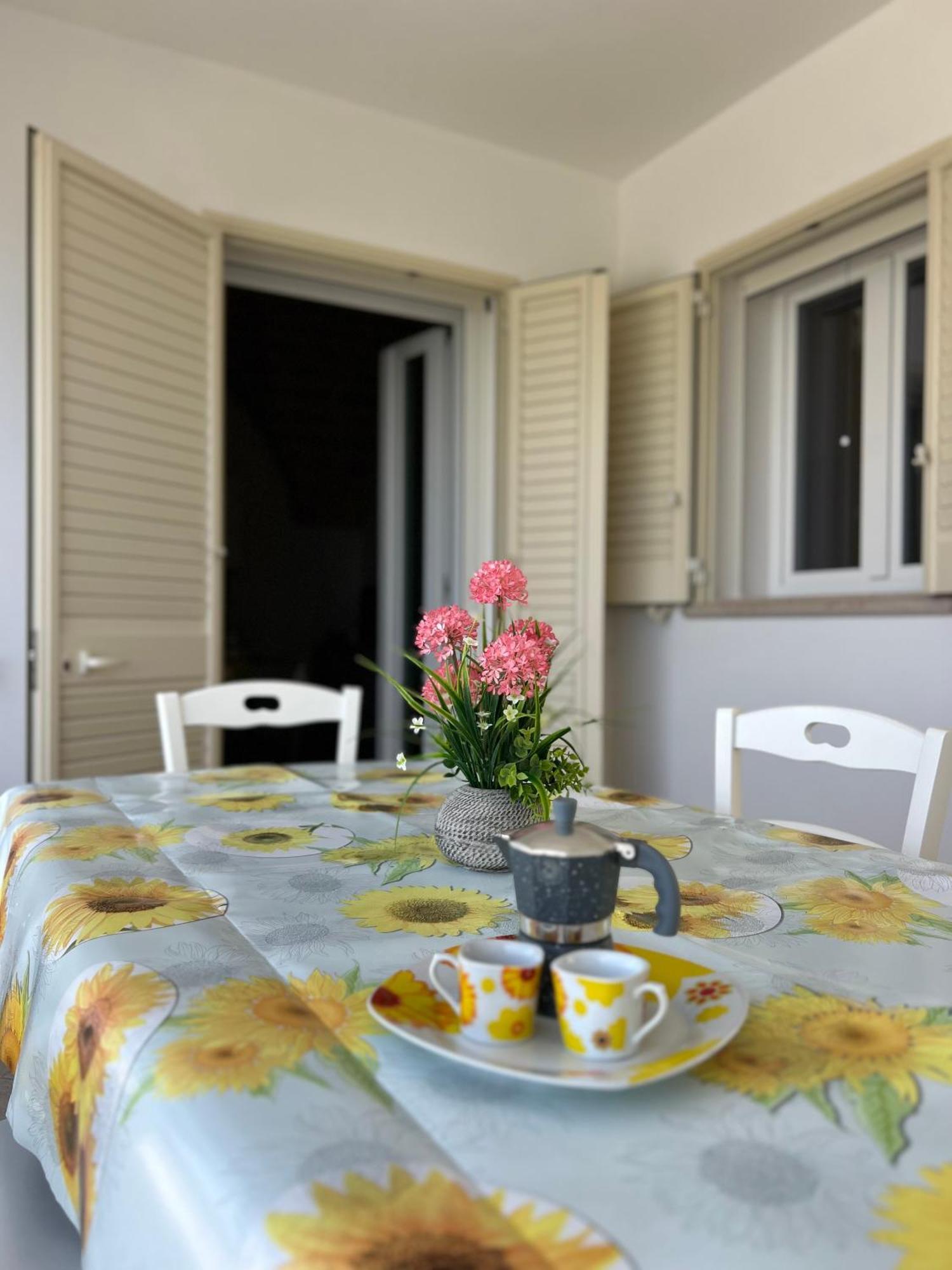 Villa Dimora Delle Onde Torre Vado Esterno foto